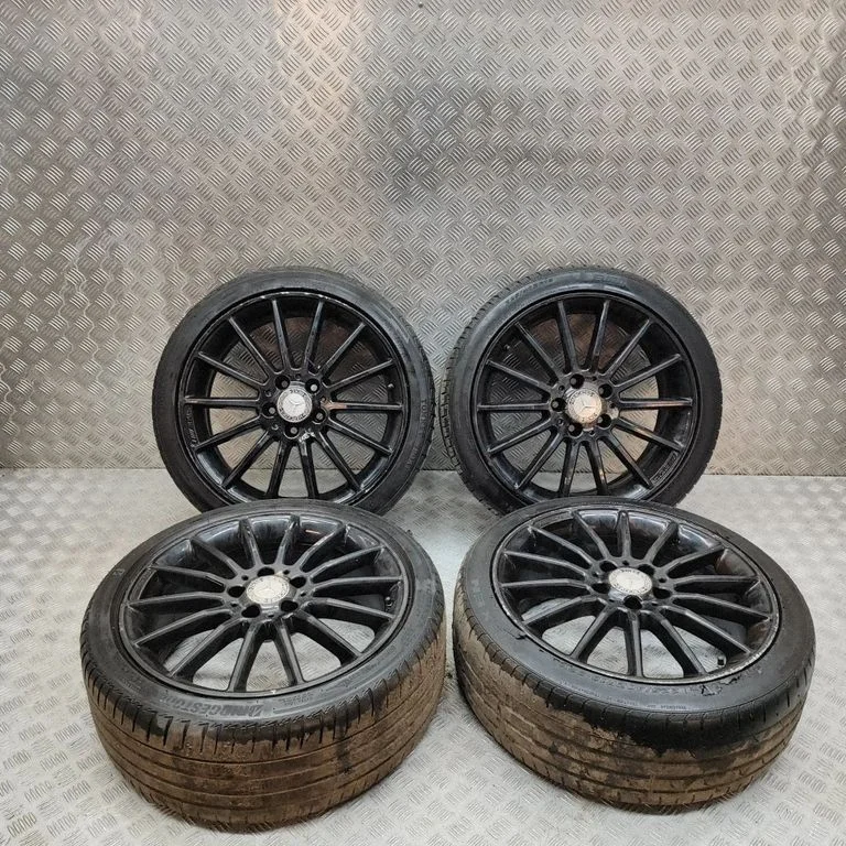 R18 vieglmetāla disks (-i) A1764010200