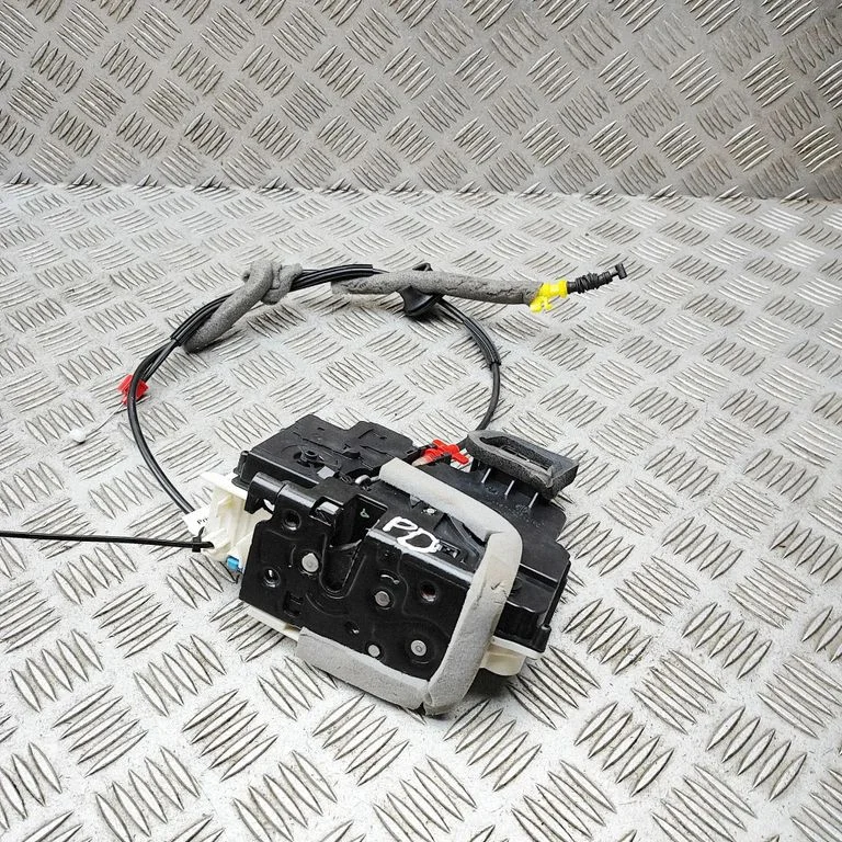 Front door lock 4N2837016