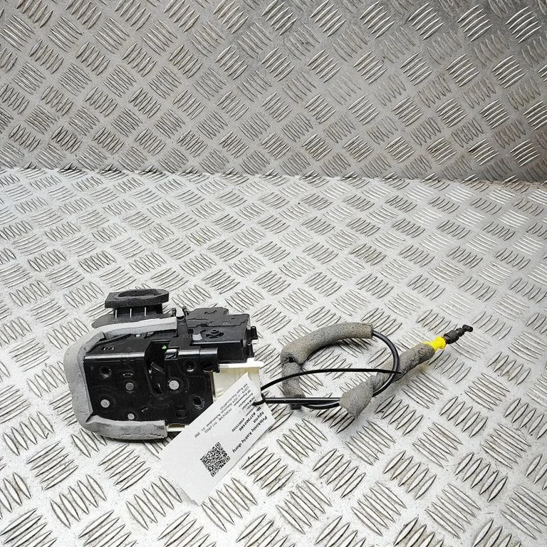 Front door lock 4N2837015