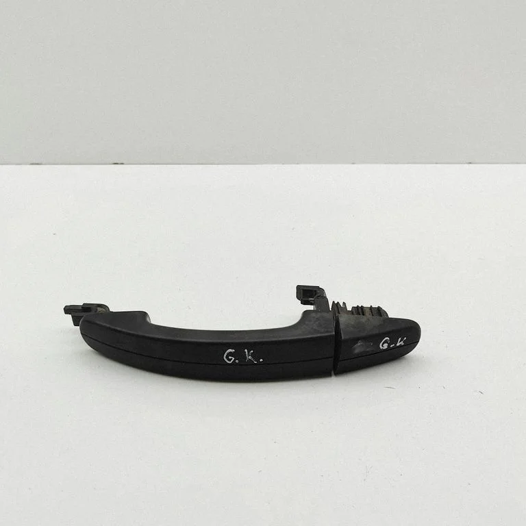 Bīdāmo durvju ārējais atvēršanas rokturis BK21V26600AA
