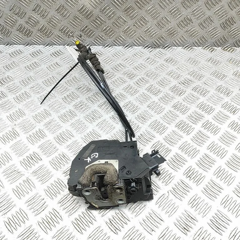 Bīdāmo durvju slēdzene 93867682
