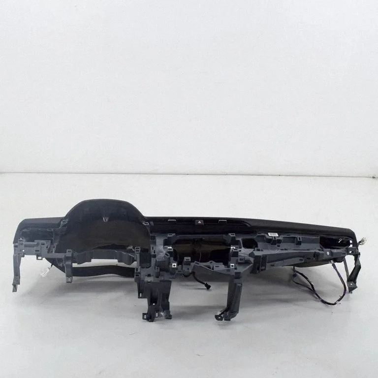 Dashboard – Toyota Camry VIII XV70 (2017-2024)