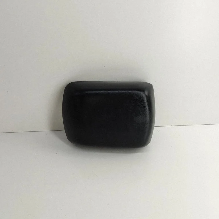 Roku balsts 589050K010