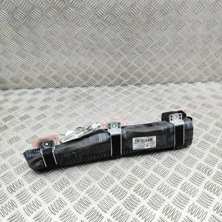 Eesmise ukse turvapadi A2388600500