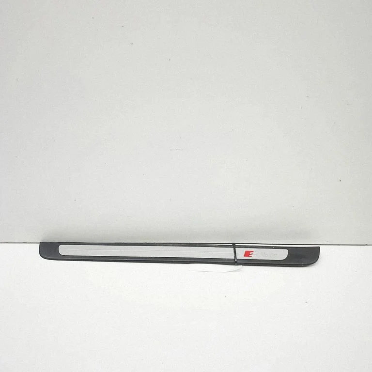 Front sill trim cover 4G0853373K