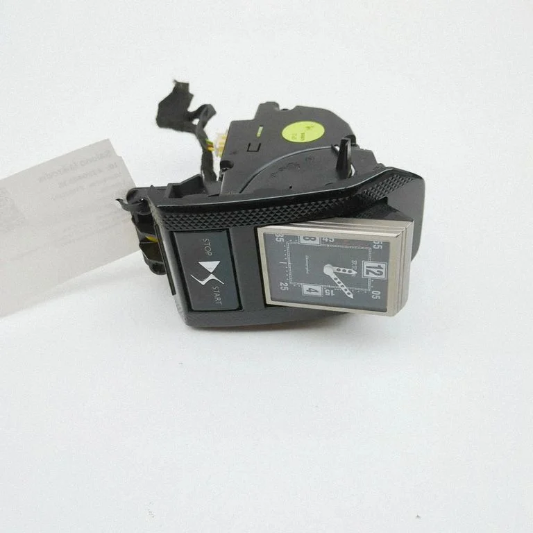 Zegar 9826888580