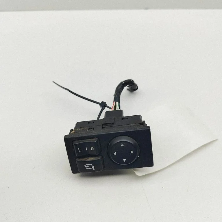 Przełącznik lusterek M42200