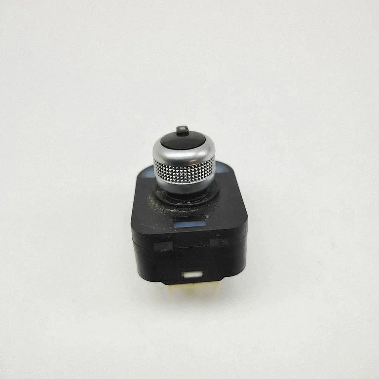 Wing mirror switch 4H0959565