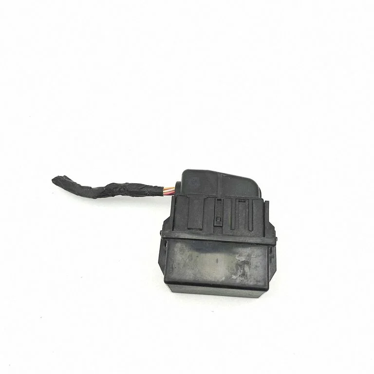 Jahutusventilaatori relee K04671886AA