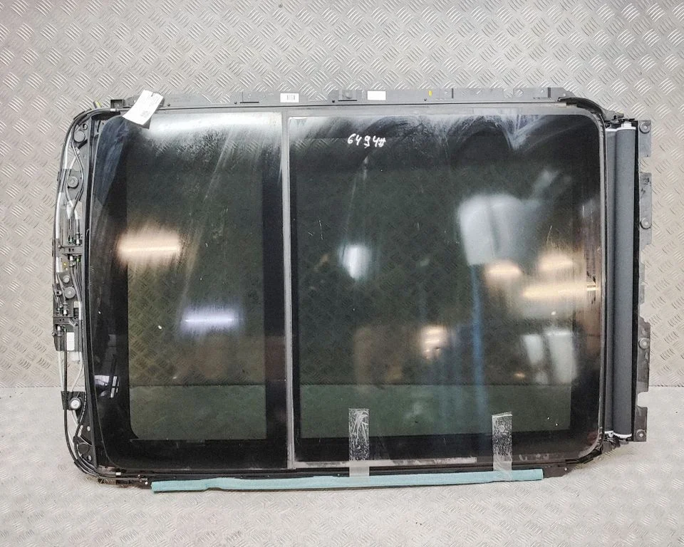 Katuseluugi komplekt 9852131
