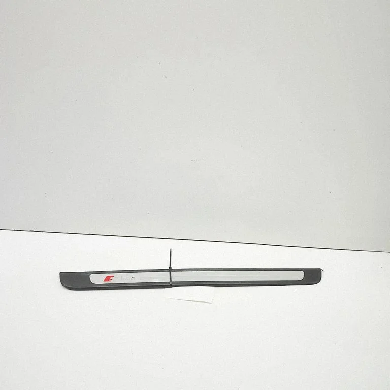 Front sill trim cover 4G0853374K