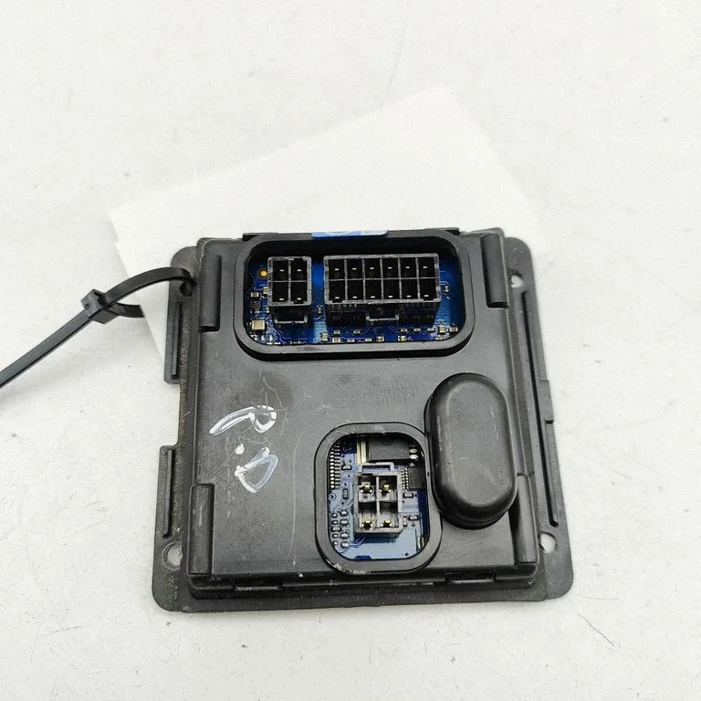 Xenon vadības bloks 7L6941329C
