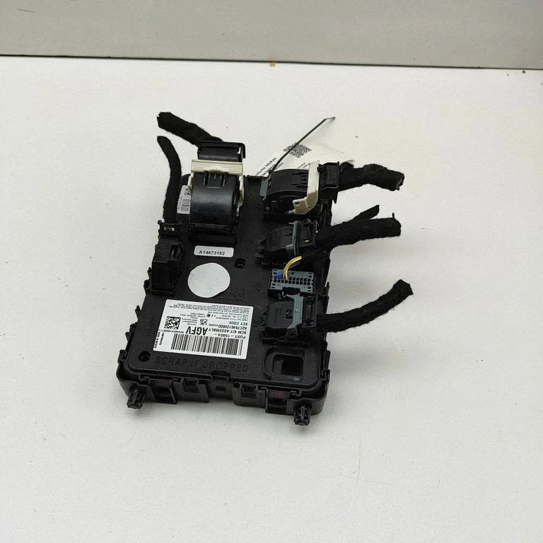 Central body control module PU5T15604AGFV