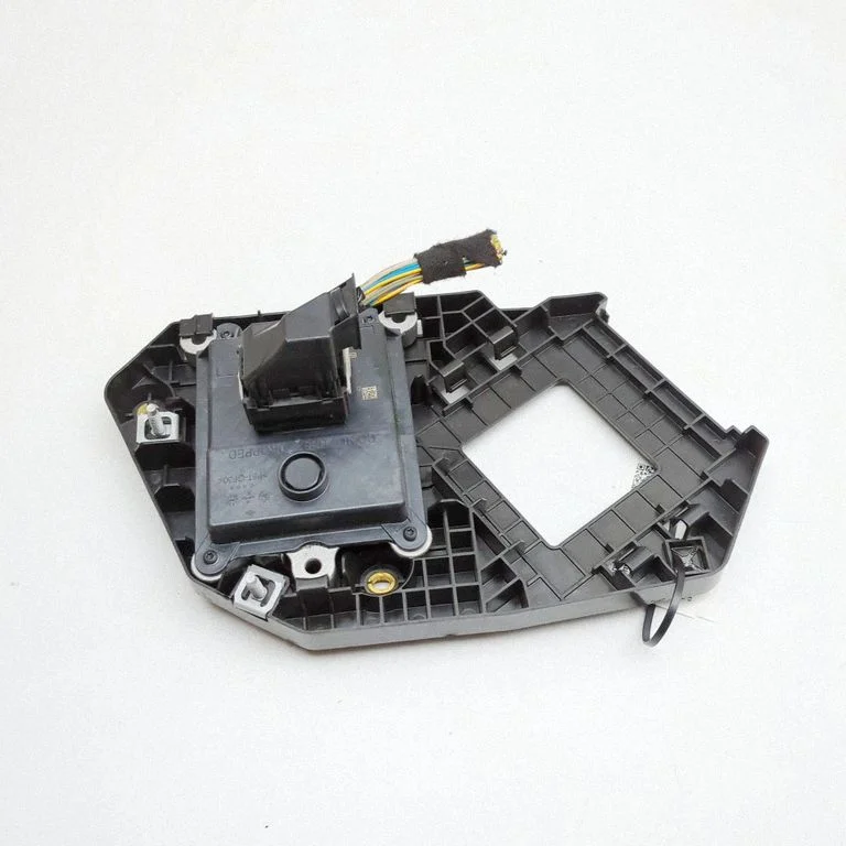 Pārnesumkārbas vadības bloks MP3P14F106AA