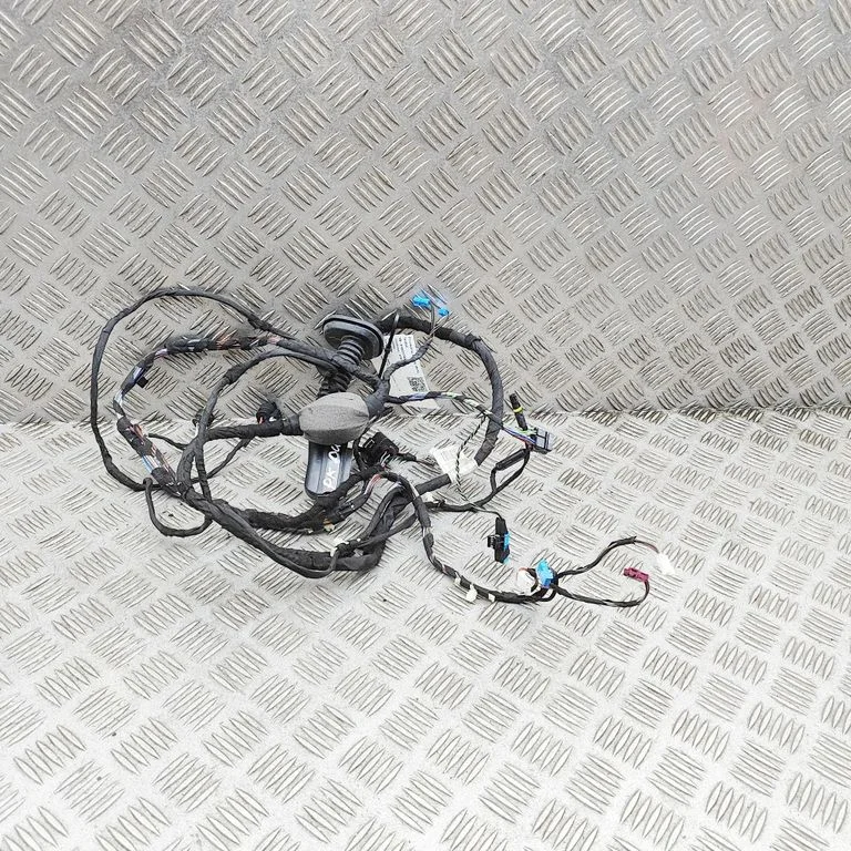 Esiukse juhtmestik 5A48F74