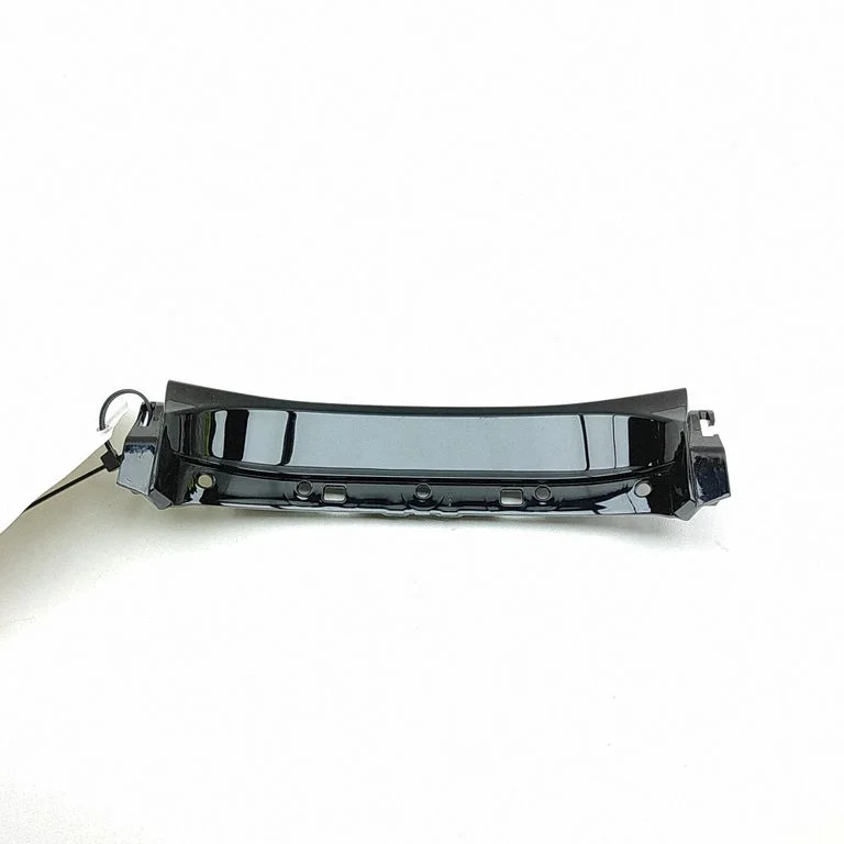 Steering wheel column trim 4M8857397