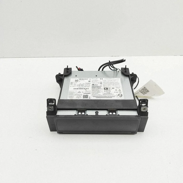 Radio, odtwarzacz CD/DVD, nawigacja 5H0035816B