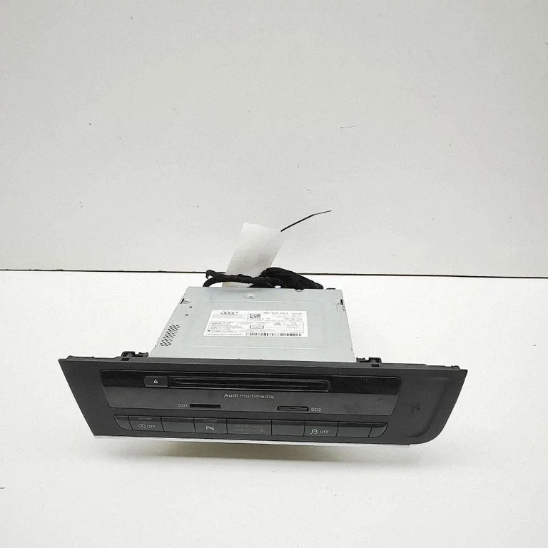 Radio/CD/DVD/GPS head unit 4G1035192A
