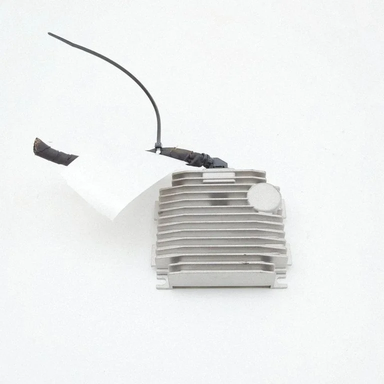 Skaņas pastiprinātājs 4J3035335