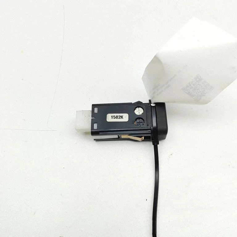 Windscreen/window heater switch 35500S2AG01
