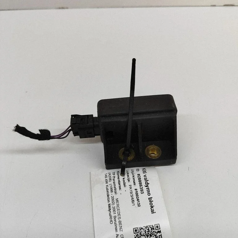 ESP (stabilitātes sistēmas) sensors (paātrinājuma sensors) 10098001321