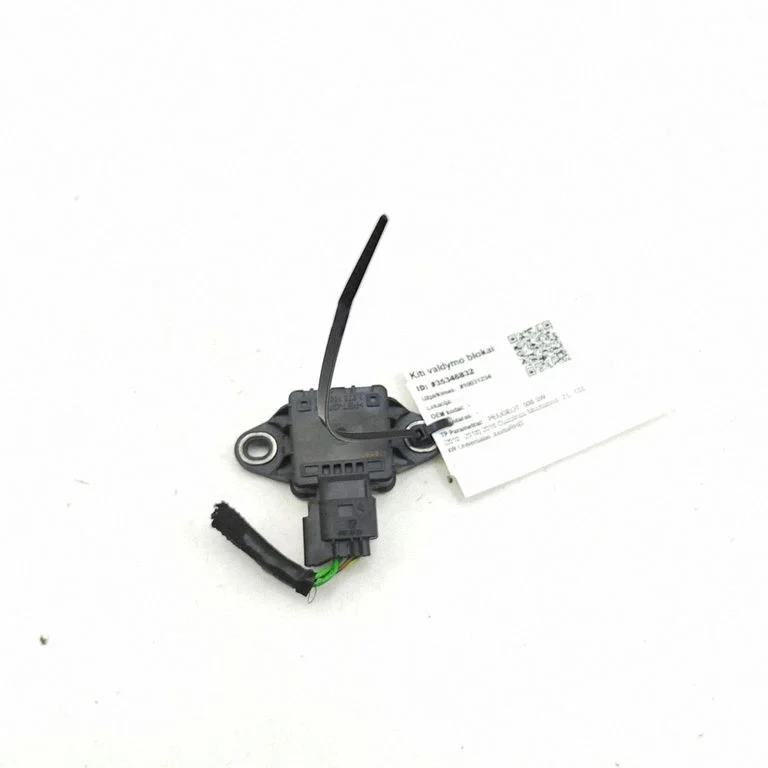 ESP (stabilitātes sistēmas) sensors (paātrinājuma sensors) 9811627180