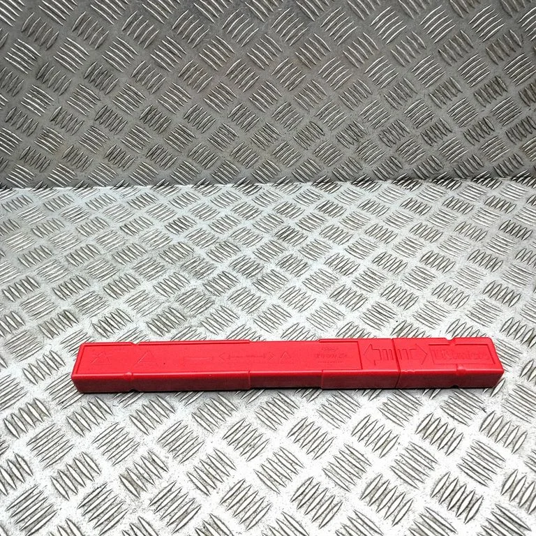 Instrumentu kaste 8K0860251