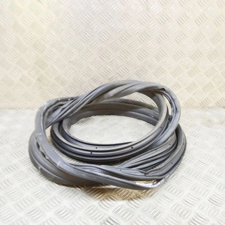 Guma sandarinimo (ant slankiojančių durų)