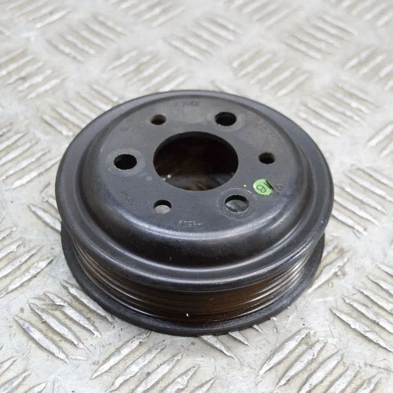 Water pump pulley CM5Q8509CTLXA – Ford Fiesta ST (2013-2017)