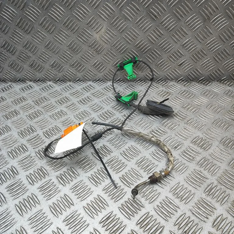 Izplūdes gāzu temperatūras devējs 4G0906088N