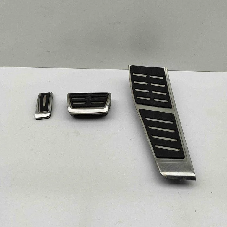 Pedal assembly 8K2723173A