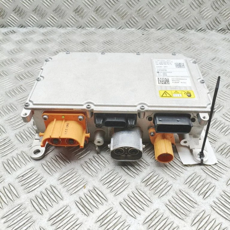 Invertors (sprieguma pārveidotājs) A0009019312