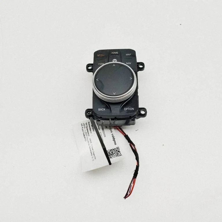 Head unit multimedia control – BMW 2 Series F44 (2019-2024)