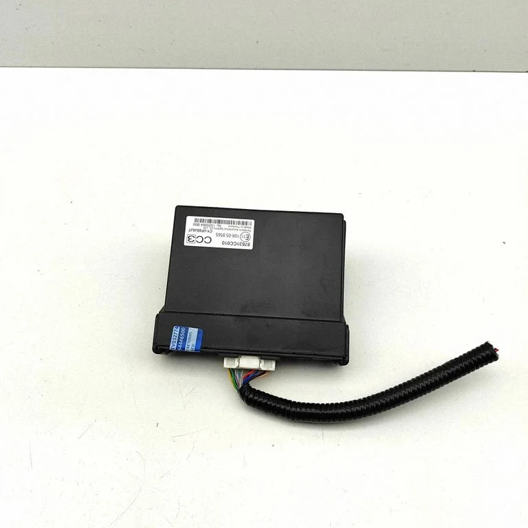 Mootori juhtmoodul (ECU) 87631CC010