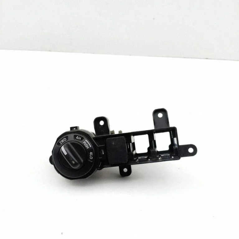 Lülitite komplekt 682UU4KJ0A