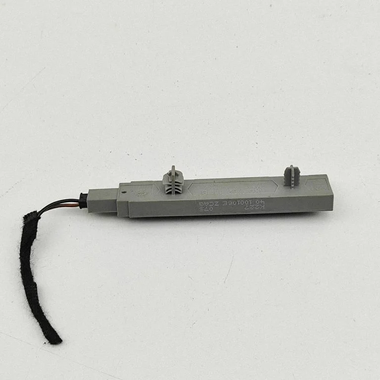 Antena systemu bezkluczykowego 5K0962132B
