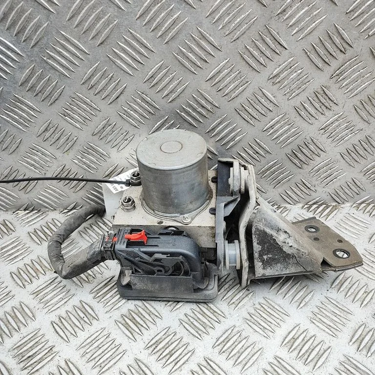 Pompa ABS 2Q2614235C