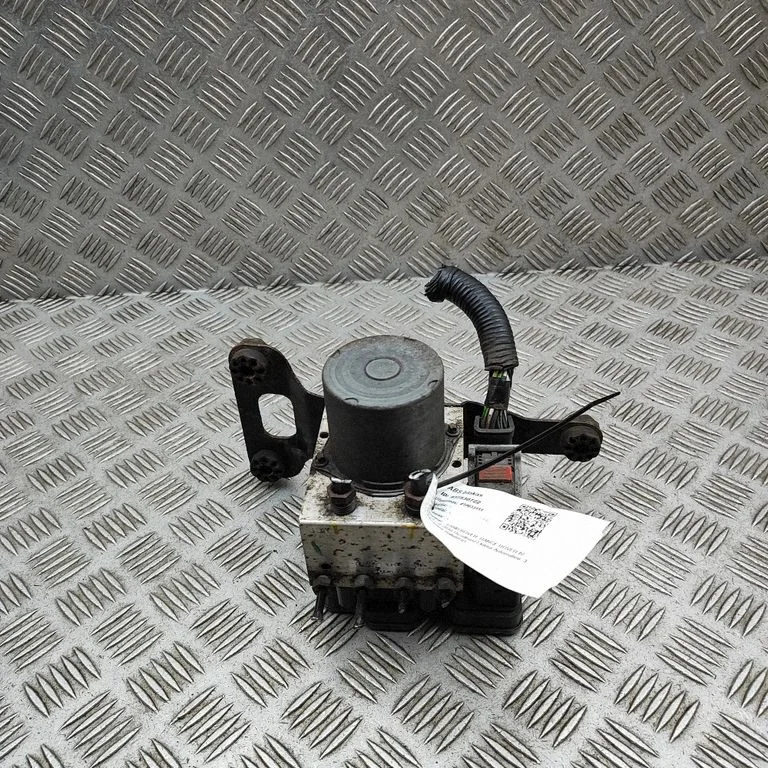 ABS block – Land Rover Range Rover Sport L494 (2013-)
