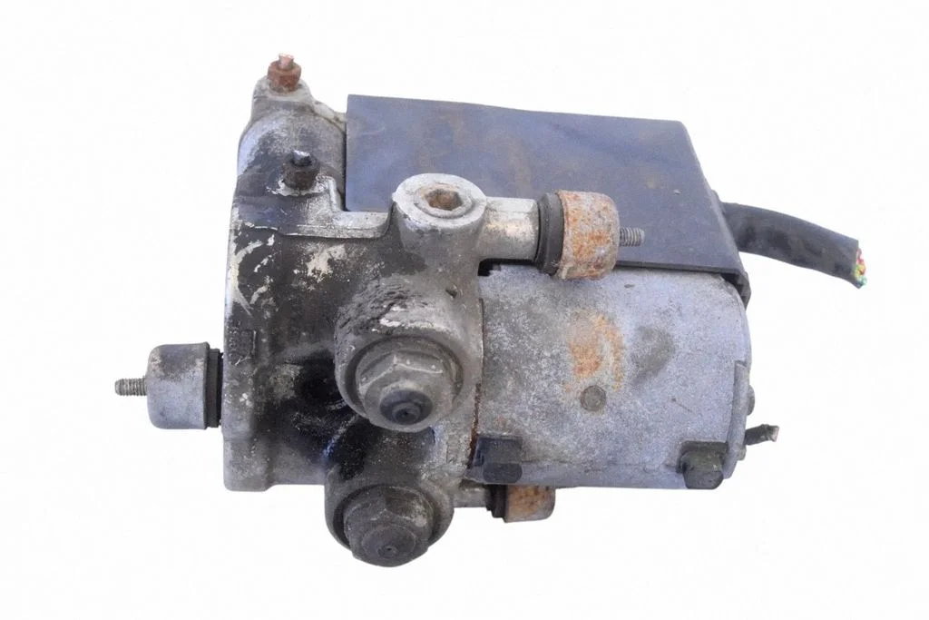 ABS block – Mercedes-Benz 280 560 W126 (1981-1991)