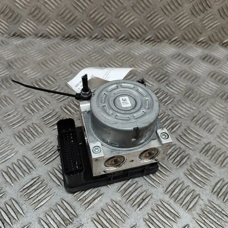 ABS bloks – Volkswagen e-Golf (2014-)