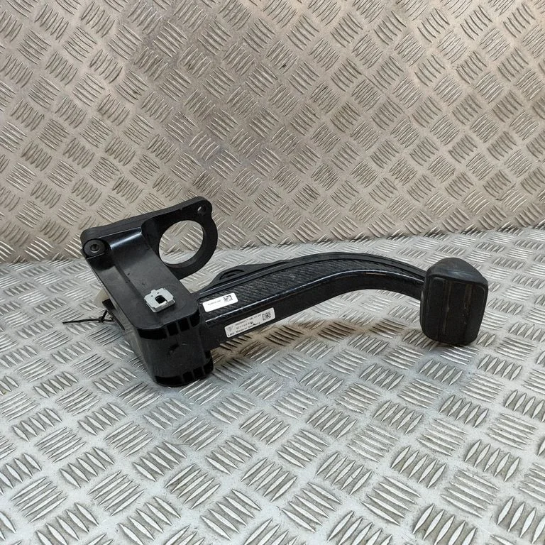 Brake pedal – Audi E-tron GT (2021-)