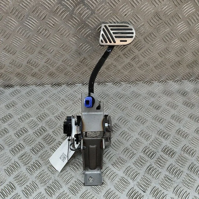 Piduripedaal 32894GI000 – KIA EV6 (2021-)