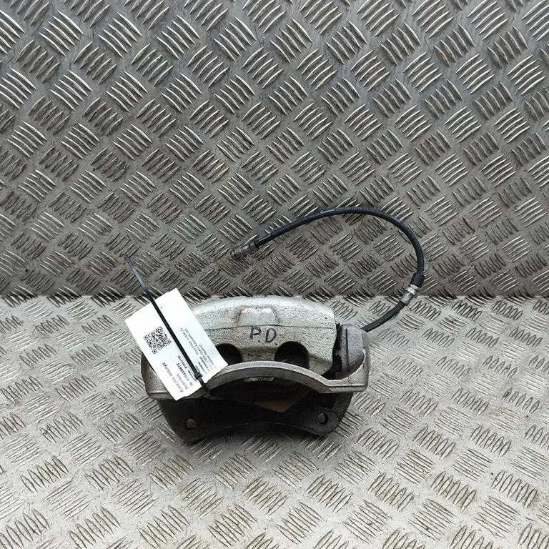 Front brake caliper 80007149