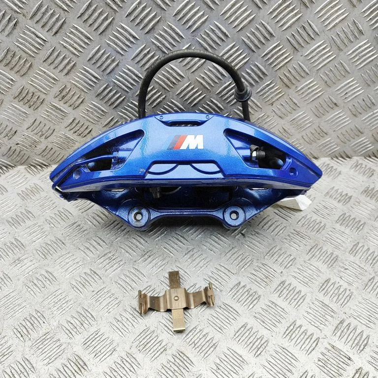 Front brake caliper 6887556