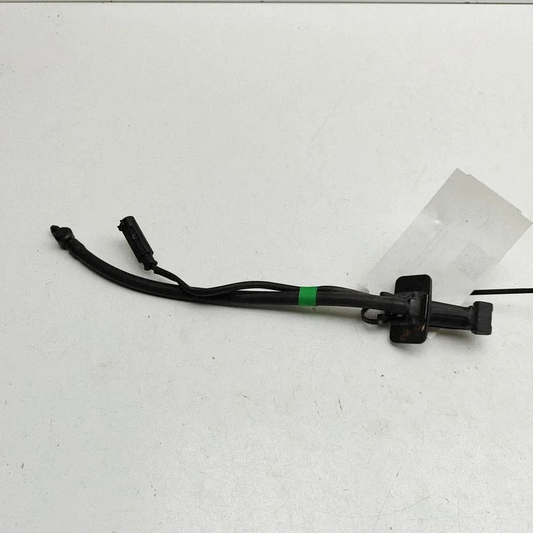 Windshield washer spray nozzle HY3217666BC