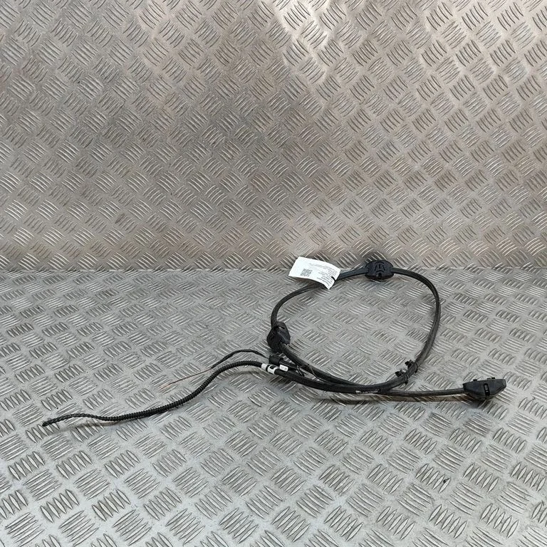 Windshield washer spray nozzle – BMW 2 Series F44 (2019-2024)