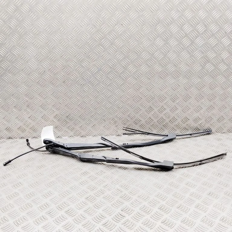 Windshield/front glass wiper blade 9448921