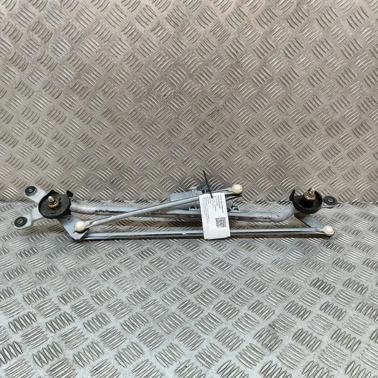 Front wiper linkage and motor 8511008050