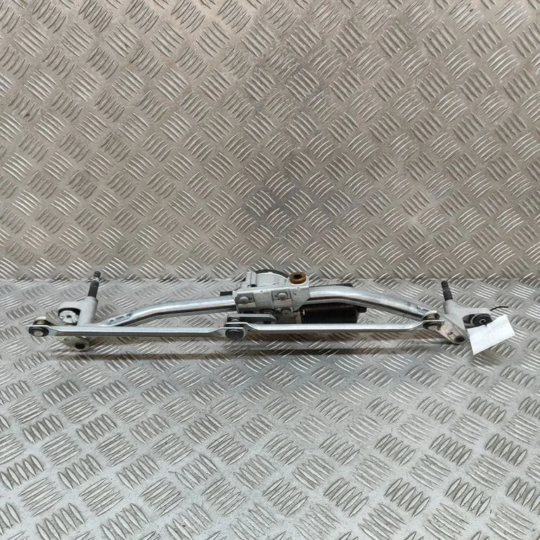 Front wiper linkage and motor W000060844