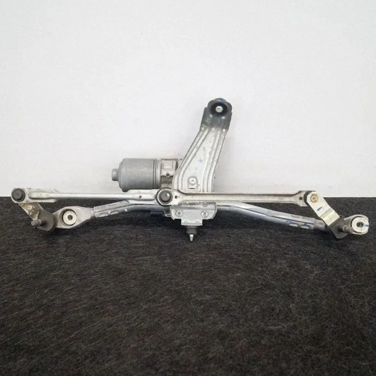 Front wiper linkage and motor